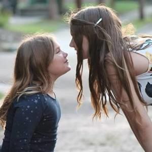 Meet your Posher, Crystal